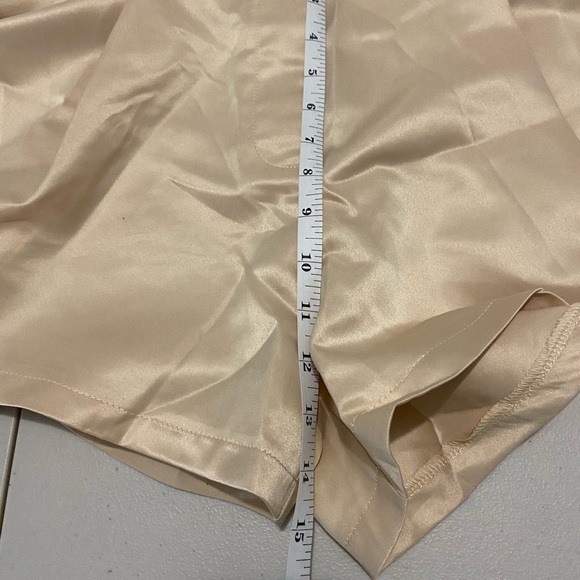 Summer Loose Lady Shorts (L) - Picture 4 of 6